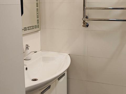 коммерческая по адресу Новаковского ул., 3