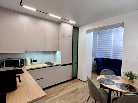 квартира за адресою Президента Грушевського просп., (Будинок 1)