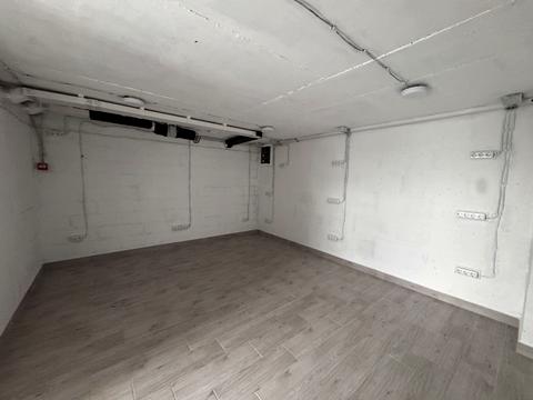 комерційна за адресою Нагірна, 16/18