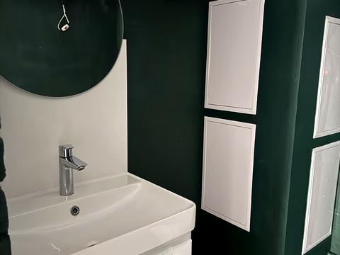 комерційна за адресою Нагірна, 16/18