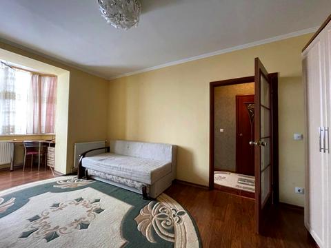 квартира за адресою Богдана Хмельницького вул., 53