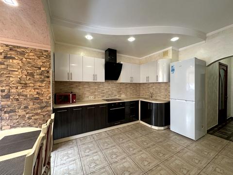 квартира за адресою Ревуцького вул., 9