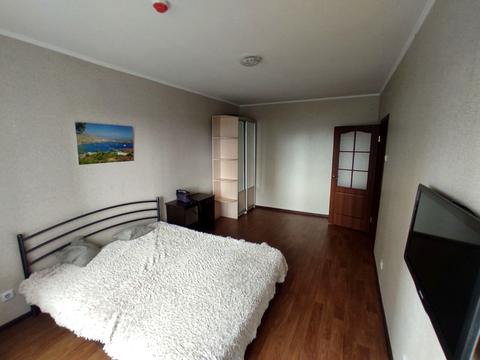 квартира за адресою Софії Русової вул., 1