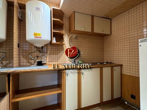 комерційна за адресою Академіка Богомольця вул., 5