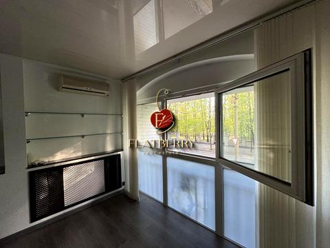 комерційна за адресою Академіка Богомольця вул., 5