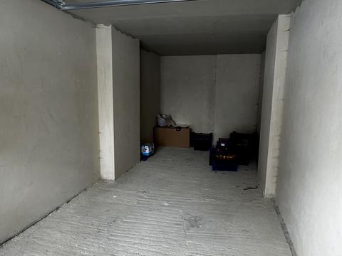 паркоместо по адресу Юліана Пелеша ул., 3