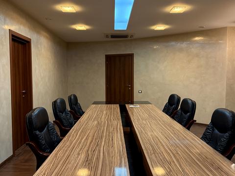 комерційна за адресою Одеса, Літературна вул., 1а