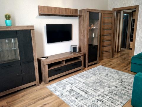 квартира за адресою Володимира Наумовича вул. (Антонова-Овсієнка), 4