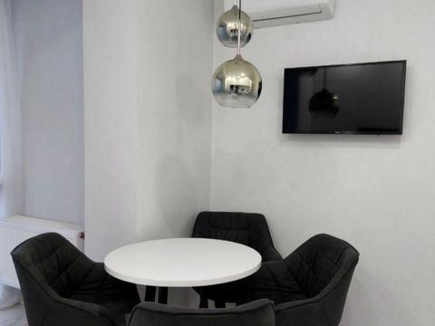 квартира за адресою Молочна вул. (Кірова), 32