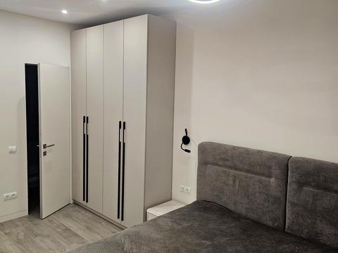 квартира за адресою Салютна вул., 2к6