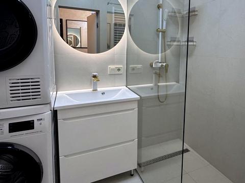 квартира по адресу Карла Мікльоша ул., (Будинок 4)