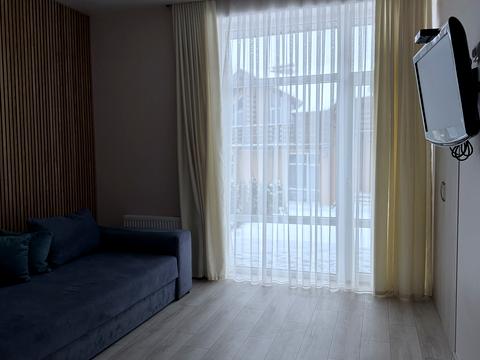 будинок за адресою Великого Володимира