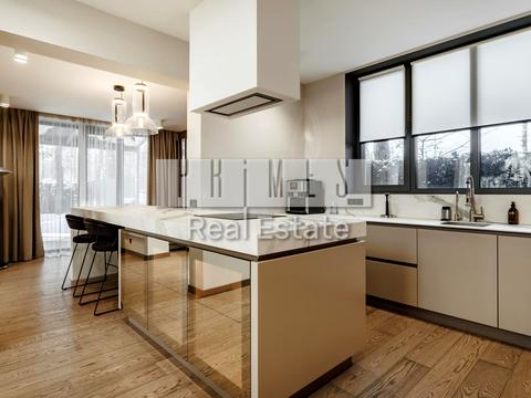 будинок за адресою смт. Козин, Берегова вул.