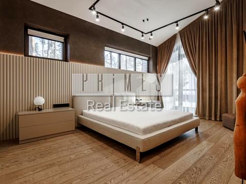 будинок за адресою смт. Козин, Берегова вул.