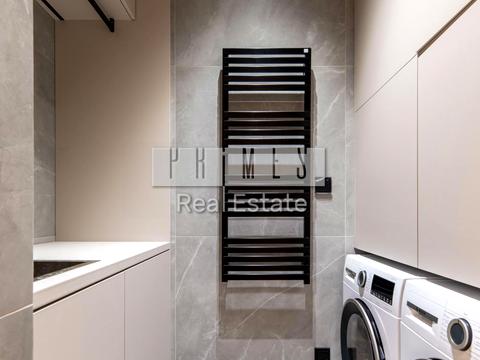 квартира за адресою Андрія Верхогляда вул. (Михайла Драгомирова), 17-Б