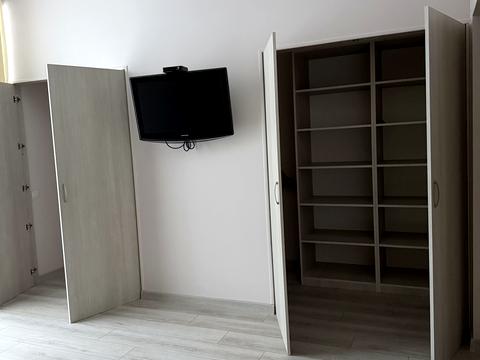 будинок за адресою Великого Володимира