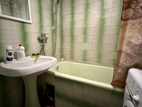 кімната за адресою Манастирського вул., 42