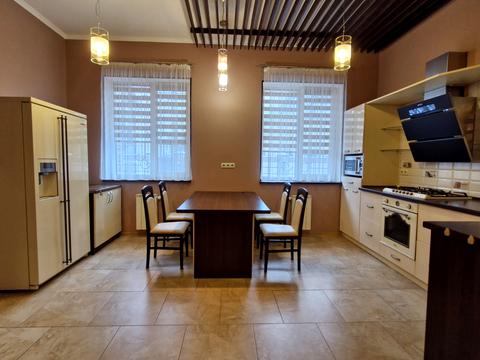 будинок за адресою Патріотів вул.