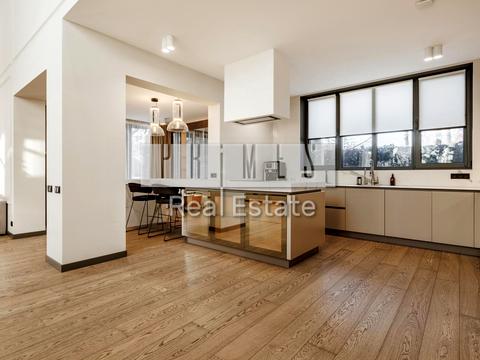 будинок за адресою смт. Козин, Київська вул.