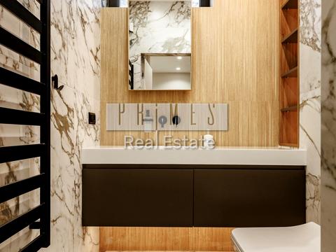 будинок за адресою смт. Козин, Київська вул.