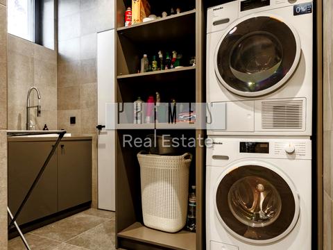 будинок за адресою смт. Козин, Київська вул.