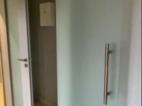 комерційна за адресою Михайлівська вул., (Будинок 1)