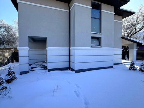 будинок за адресою Азовська вул. (Ново-Лермонтова)