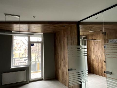 комерційна за адресою Михайлівська вул., (Будинок 1)