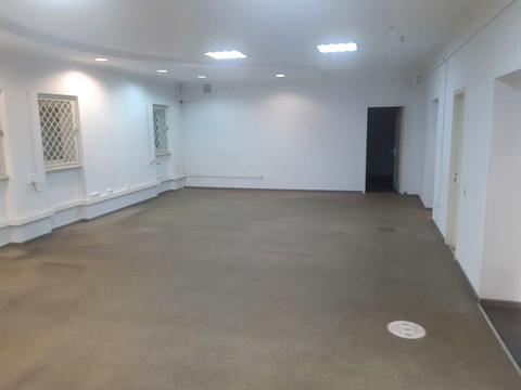 комерційна за адресою Михайла Грушевського вул., 11