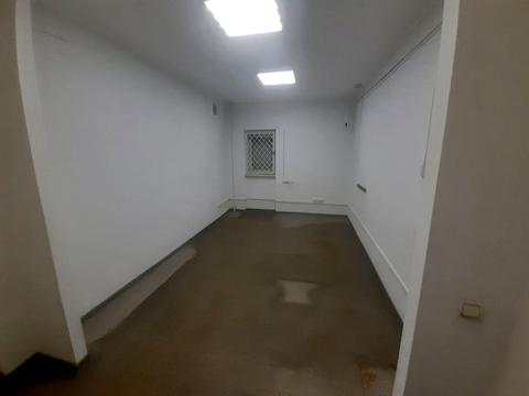 комерційна за адресою Михайла Грушевського вул., 11