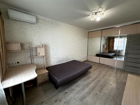 квартира за адресою Київ, Анни Ахматової вул., 14-Б