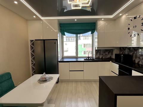 квартира по адресу Национальной Гвардии ул., 14-Ю