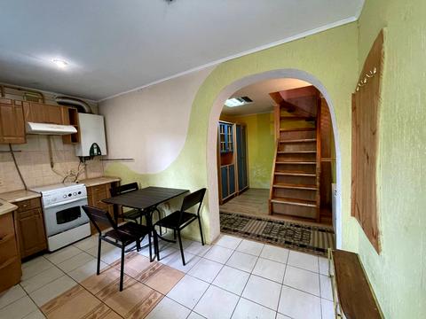 будинок за адресою Академіка Грушевського вул.