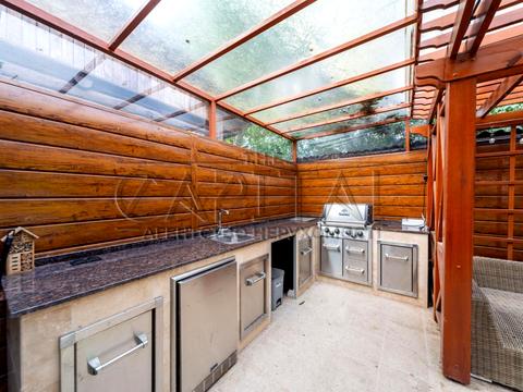 будинок за адресою с. Старі Петрівці, Садова