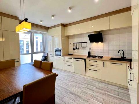 квартира по адресу Набережная Победы ул., 42