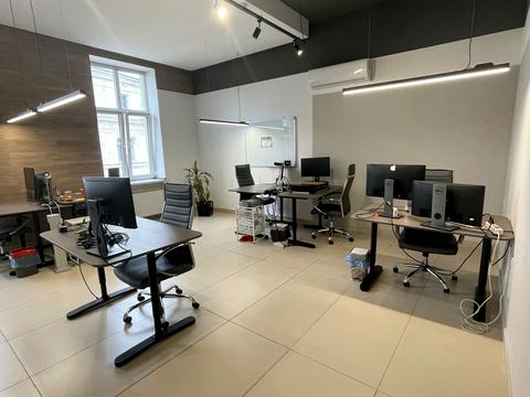 комерційна за адресою Львів, Миколи Вороного вул., 3