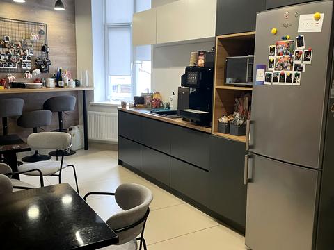 комерційна за адресою Львів, Миколи Вороного вул., 3