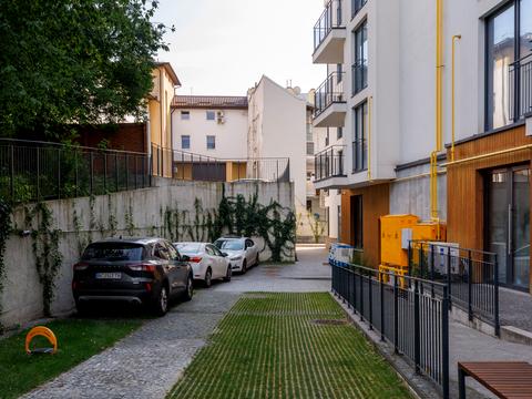 комерційна за адресою Львів, Замарстинівська вул. (Калініна), 40