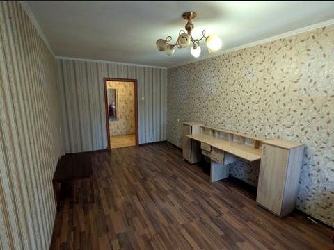 квартира за адресою Юрія Кондратюка вул. (Комунарівська), 5