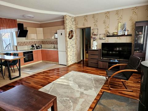 будинок за адресою смт. Слобожанське, Зоря