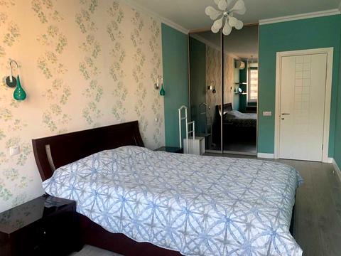 квартира за адресою Анни Ахматової вул., 30