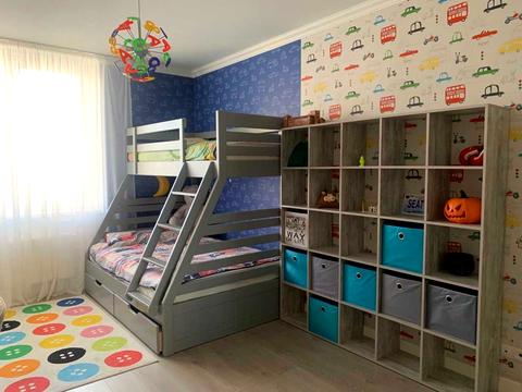 квартира за адресою Анни Ахматової вул., 30