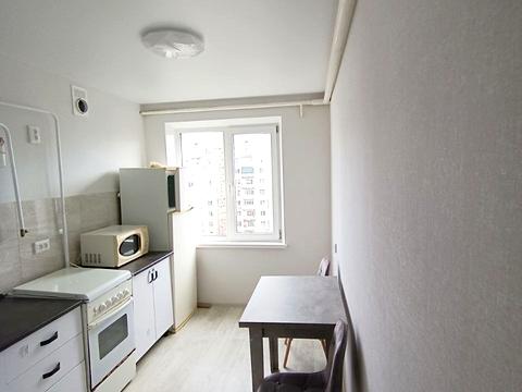 квартира за адресою Космонавтів вул., 142