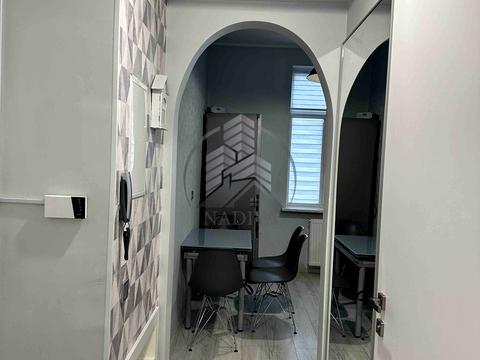 квартира за адресою Львів, Марка Вовчка вул., 4