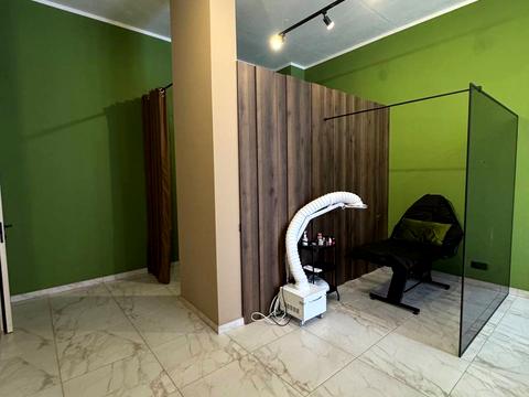 комерційна за адресою Городницька вул., 47-Г