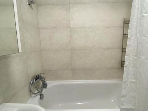 квартира за адресою Зарічна вул., 3-А