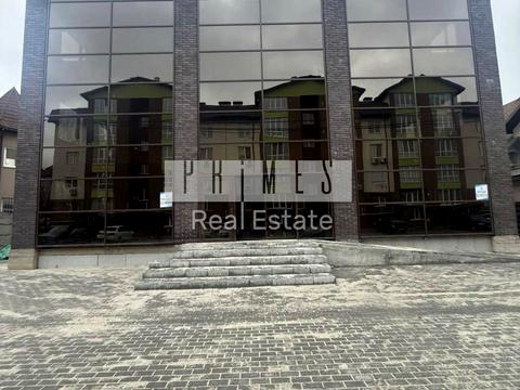 комерційна за адресою Райдужна вул., 64