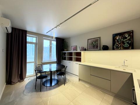 квартира за адресою Феодосійський пров., 12