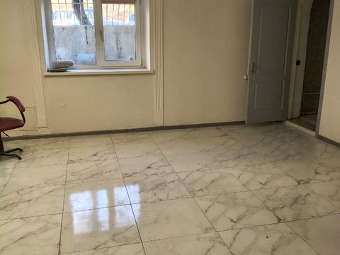 комерційна за адресою Академіка Корольова вул., 85/2