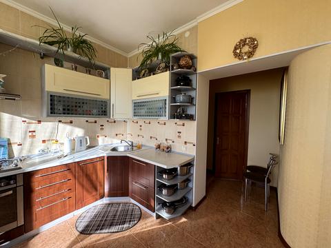 будинок за адресою Степана Бандери вул.